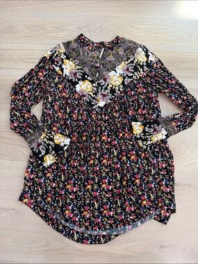 Free People Floral Mixed-Print Long Sleeve Blouse style 66170